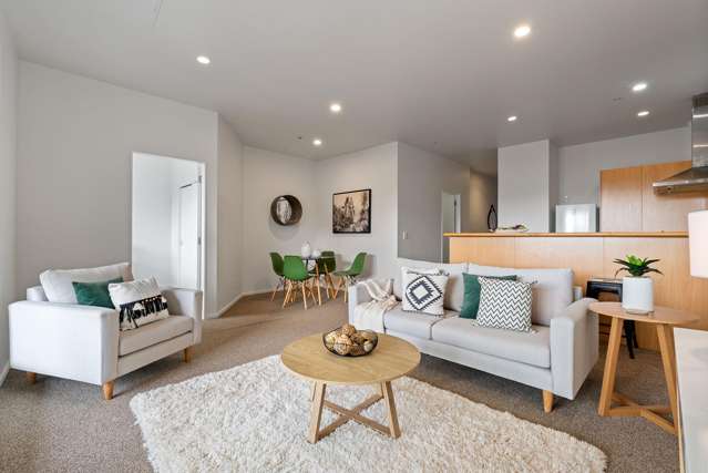 U409 and UG44/107 Thorndon Quay Pipitea_3