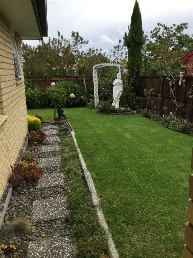 68a Archibald Road Kelston_15