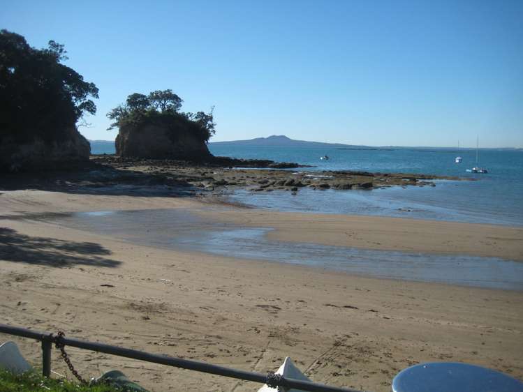 966 Beach Road Torbay_22