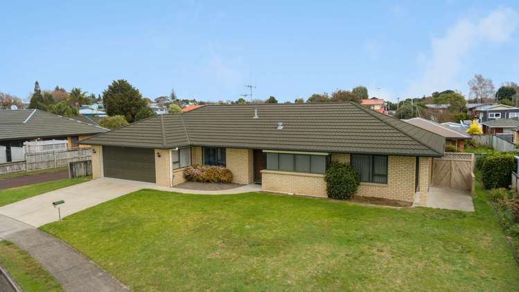 4 Mews Place Forest Lake_14