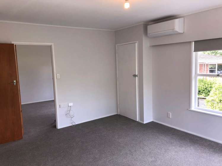 2/12 Ellice Road Totara Vale_7