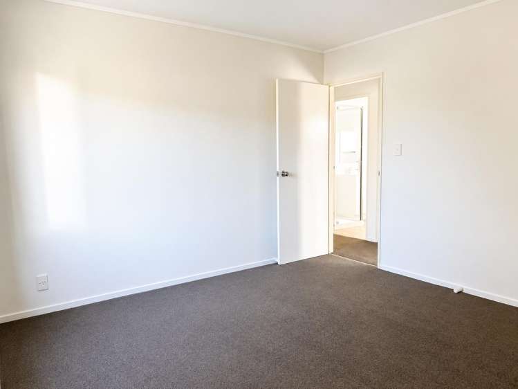 56B Sutton Crescent Papakura_9