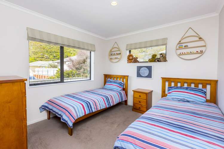 3 Aragon Grove Kingsley Heights_10