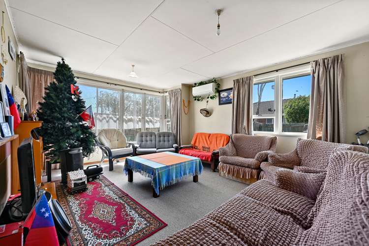 27 Halberg Crescent Chartwell_1