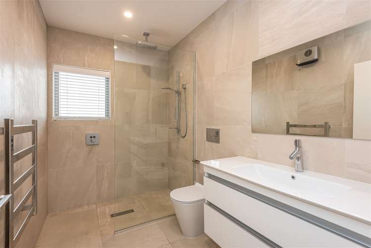 7 Te Wharau Lane Charteris Bay_15