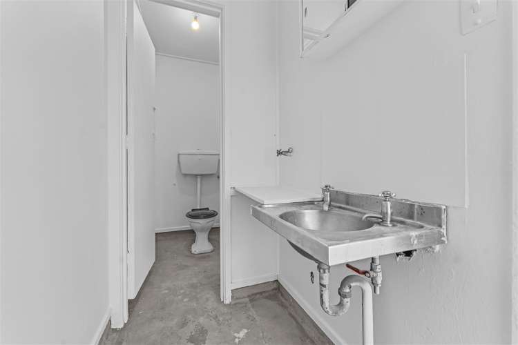 7 Prescott Street Penrose_12