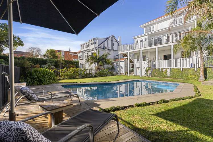 19 Ferryhill Road Epsom_18