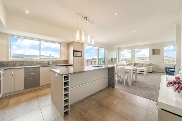 10 Hollyford Place Aotea_17