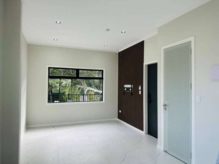 3 Otaota Way Flat Bush_5