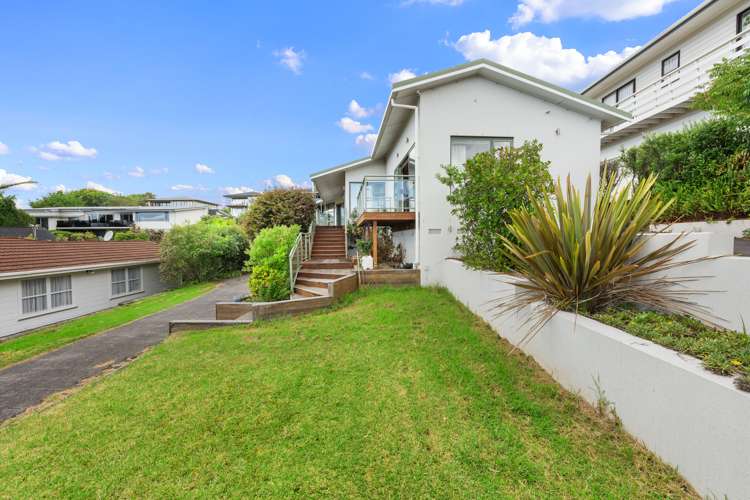 8 Copperfield Terrace Mellons Bay_25