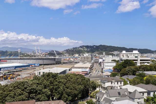 Fantastic Location With Sea Views