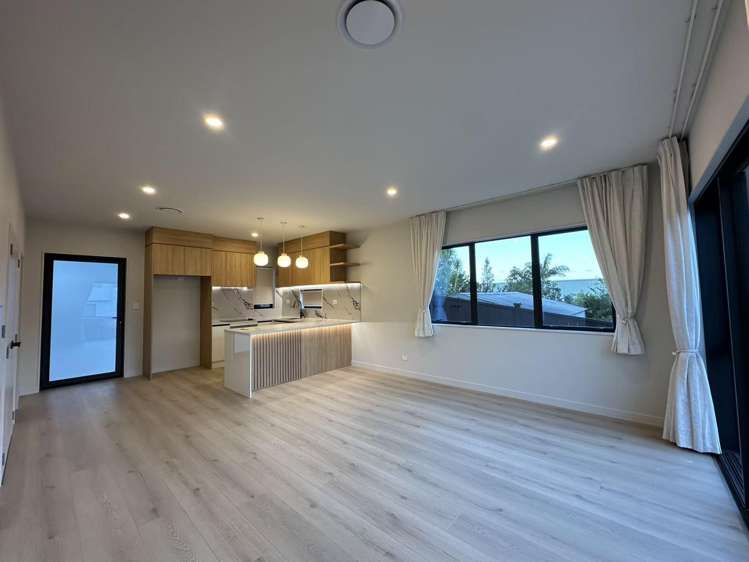 72B Langana Avenue Browns Bay_1