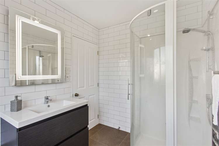 2/121 Forrest Hill Road Forrest Hill_14