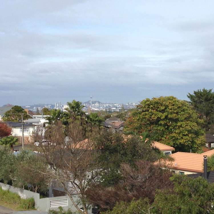 100 Ravenwood Drive Forrest Hill_14