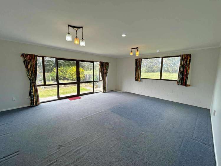 86 Barters Road Templeton_9