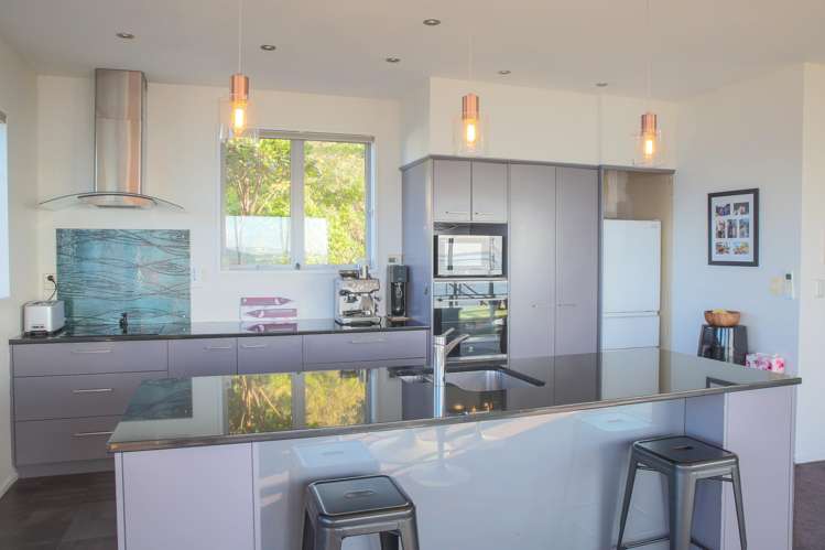 86 Marine Parade Bluff_7