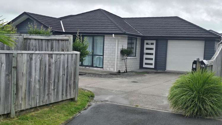 11 Hills View Drive Papamoa_0