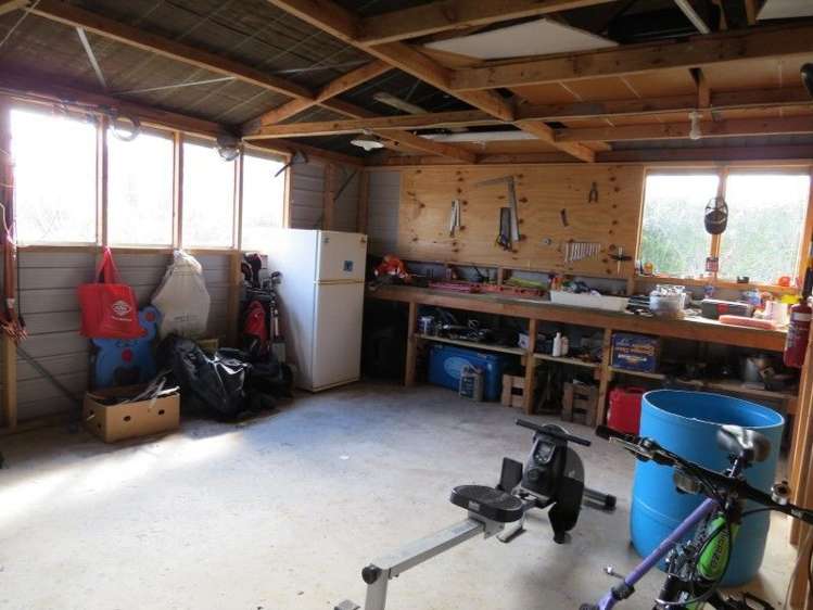 11 Russell Street Winton_14