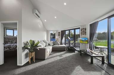 403 Mill Road North_4