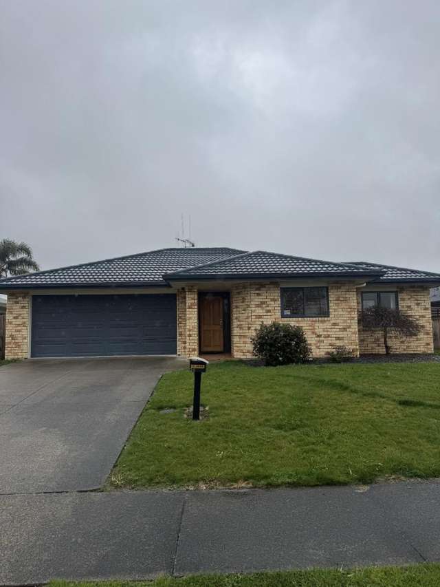 Four Bedroom Family Home in Sought After Flagstaff Locale