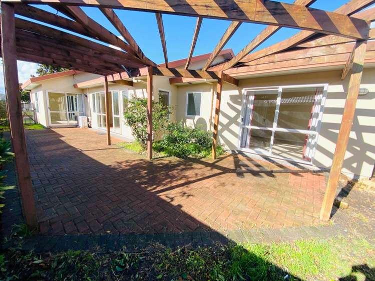 3 Gunner Drive Te Atatu Peninsula_12