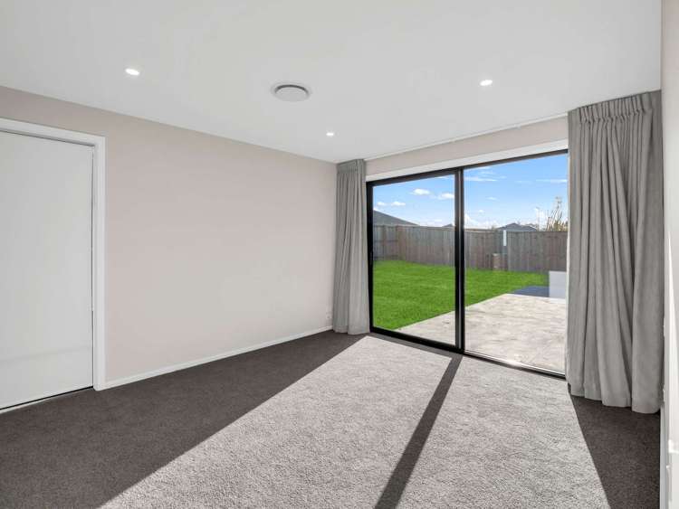 6 Vercoe Street Elgin_15