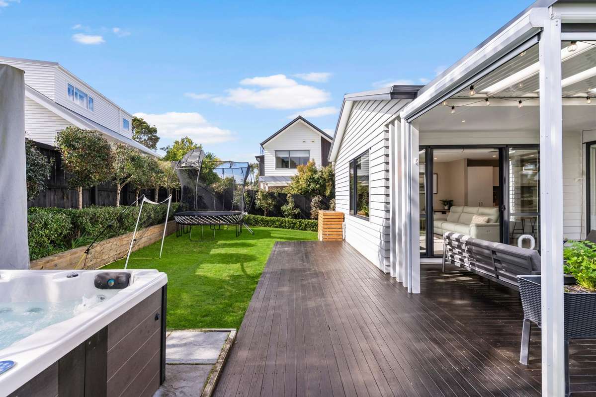 61A Castledine Crescent_5