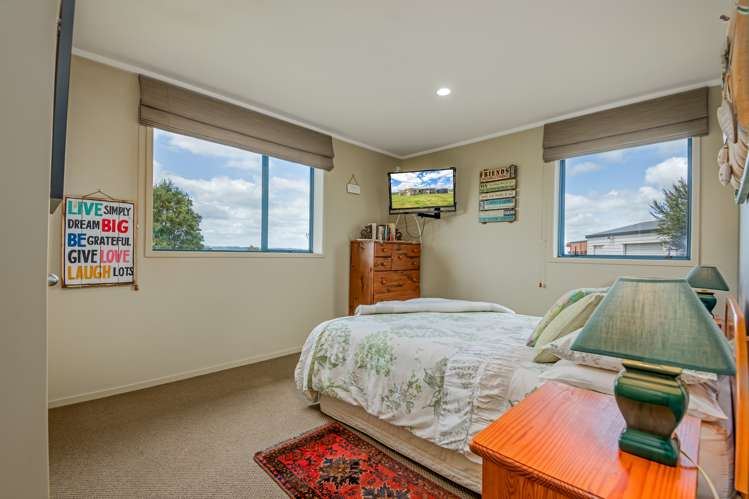 47 Viles Road Bulls_11