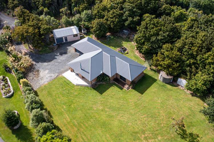 30 Matua Grove Otatara_22