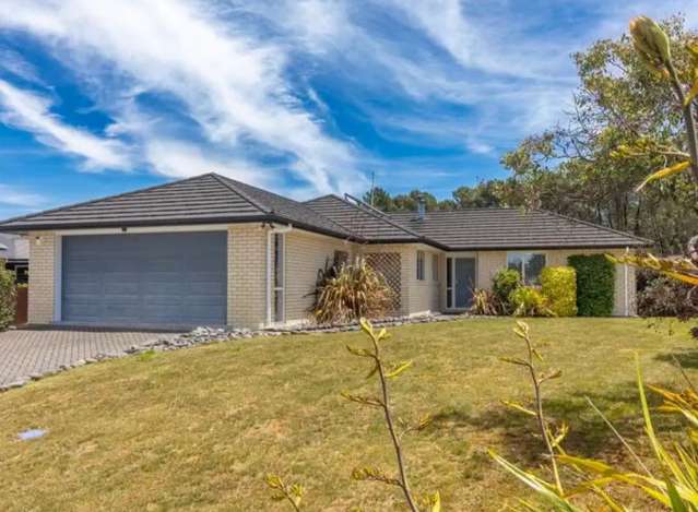 60 John Norrie Place Motuoapa_1