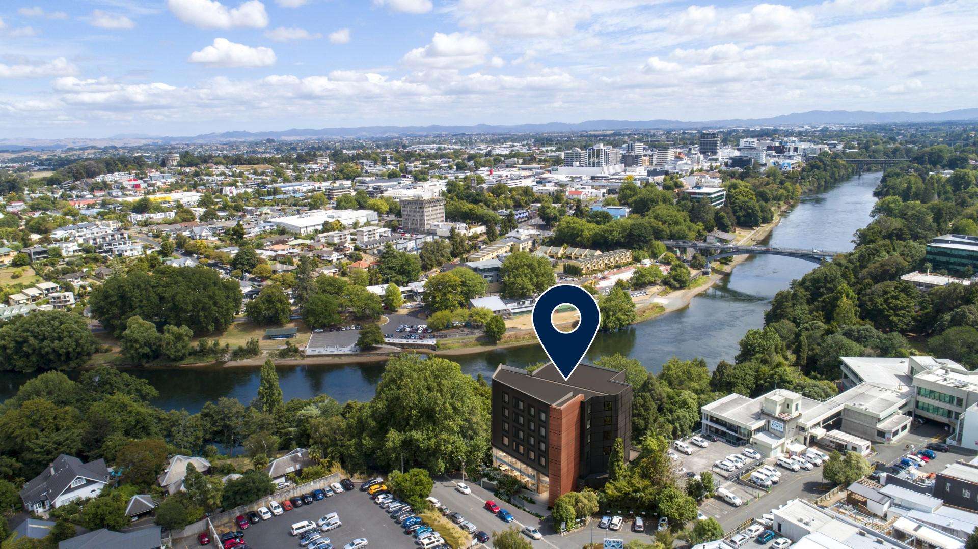 1 Cook Street Hamilton East_0