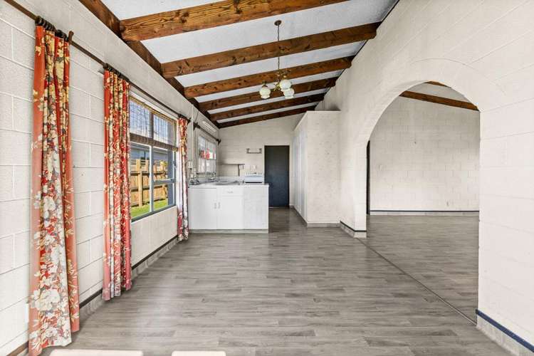 309 Frederick Street West Mahora_8