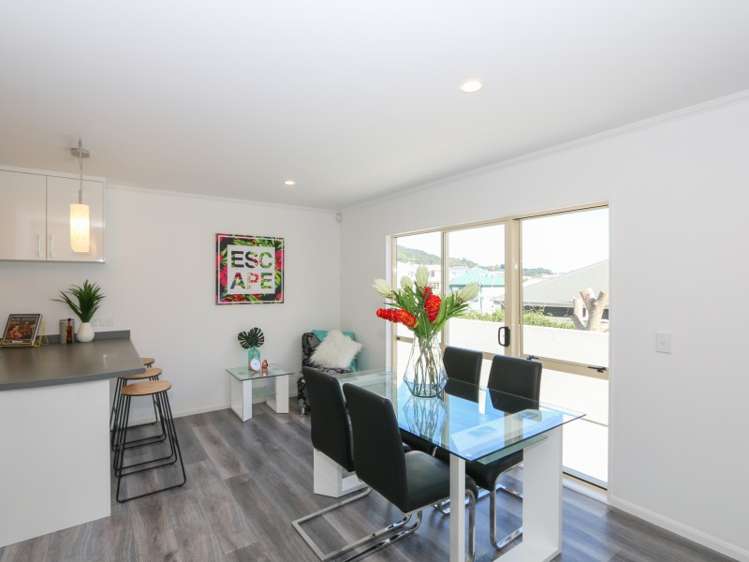 2/33 Hawker Street Mount Victoria_5