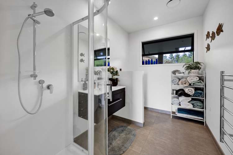 511 Plymouth Road Koru_31