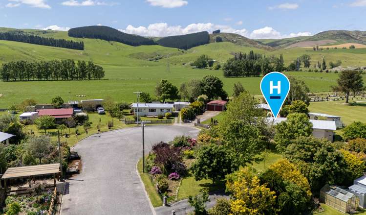 7 & 8 Ormaglade Place Millers Flat_7