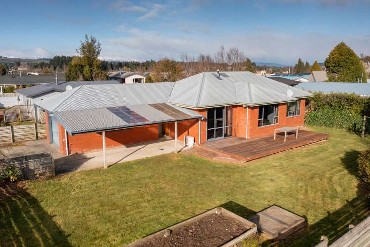12 Pop Andrew Drive Te Anau_15