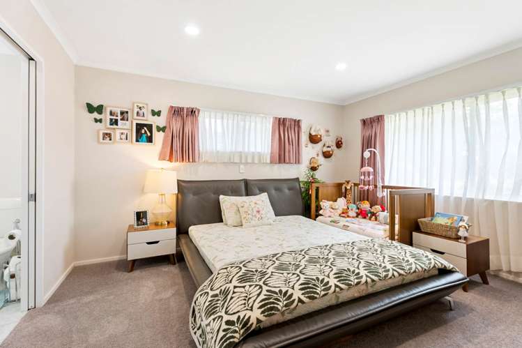 52 Wattle Farm Road Wattle Downs_11