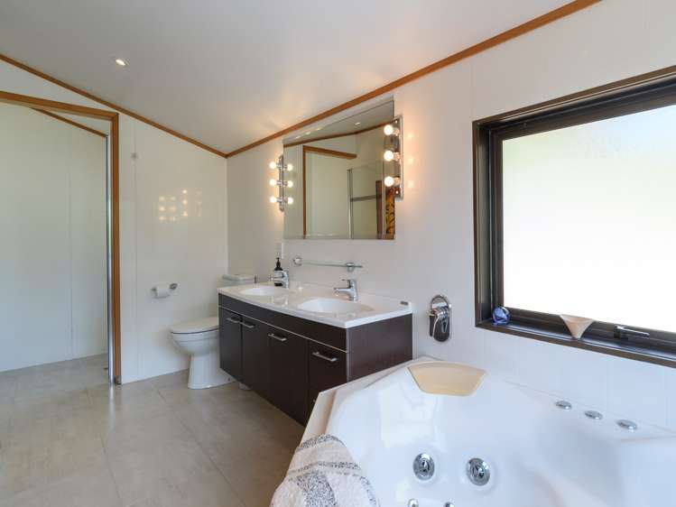 273a Lund Road Aongatete_19