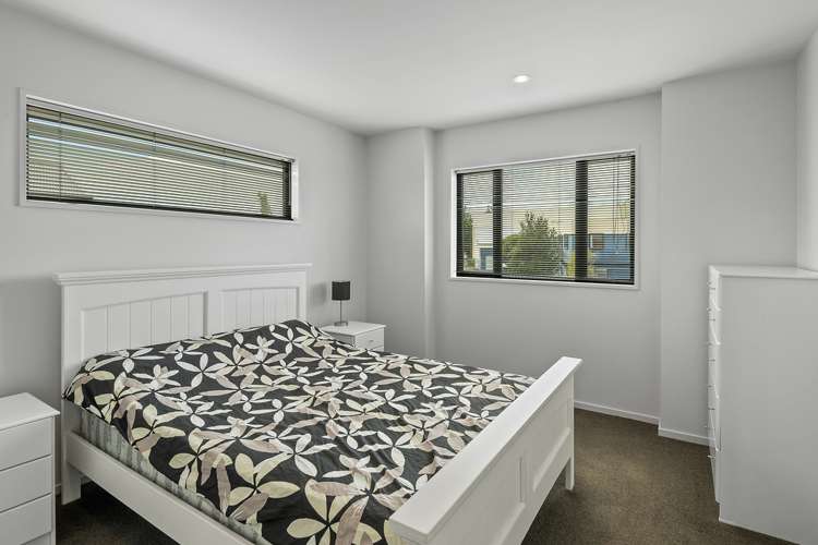 44 Mustang Avenue Wigram_6