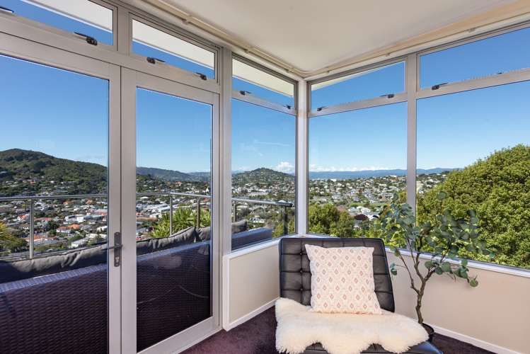 9 Caughley Grove Karori_19