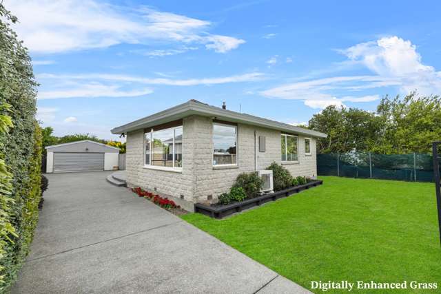 Double Glazed Family Home !!