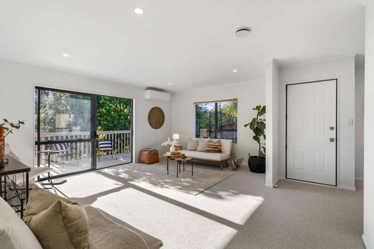 9 Davern Lane New Lynn_1