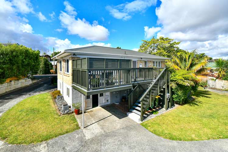 21 Clark Road Pahurehure_14