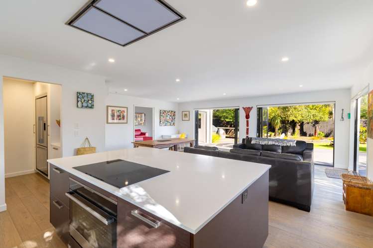 9 Tanu Place Parklands_5