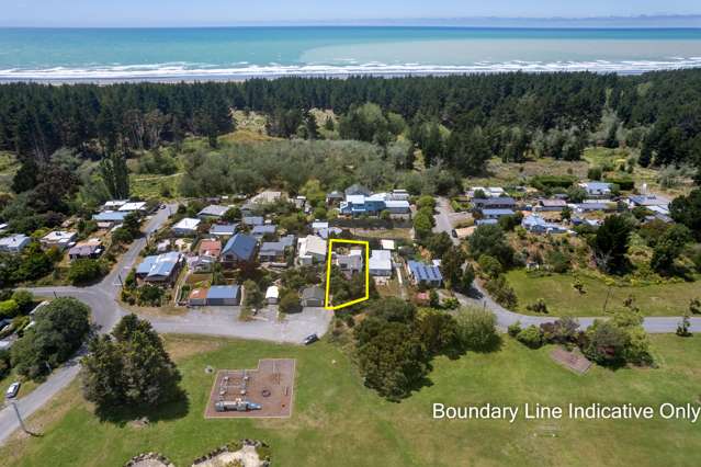 22 Batten Grove The Pines Beach_1