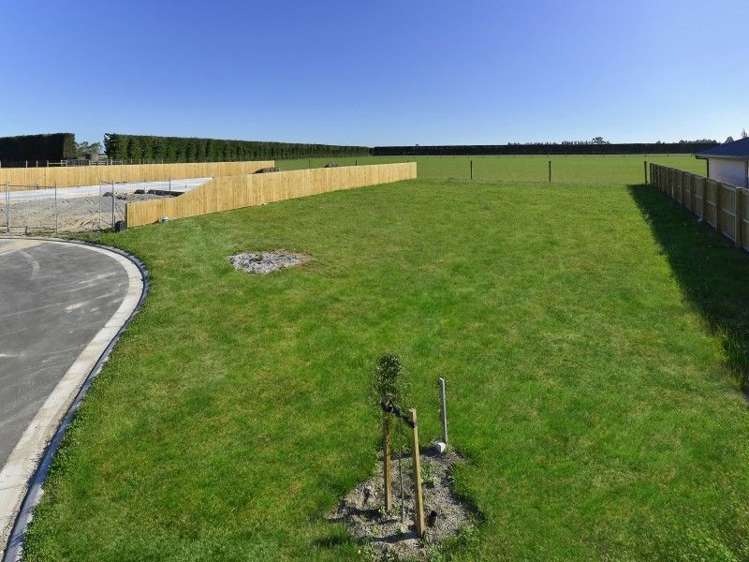 8 William Hyde Place Darfield_2