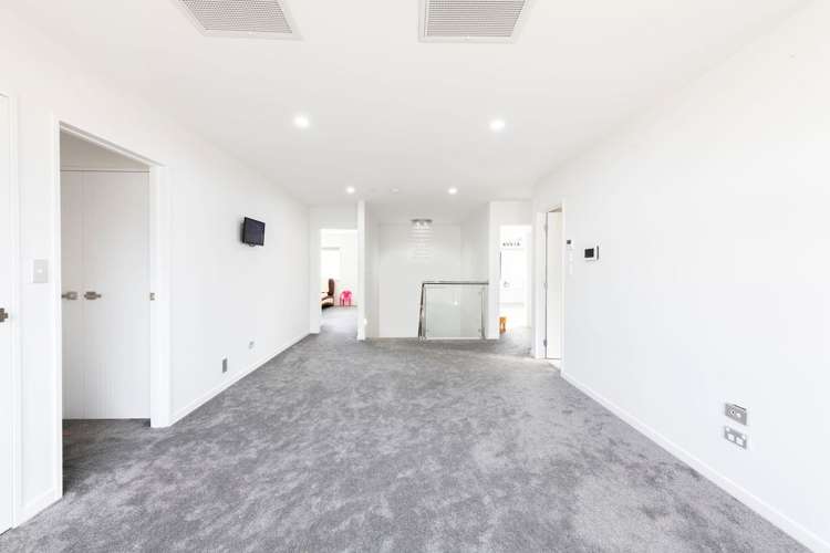 41 Tims Crescent Flat Bush_13