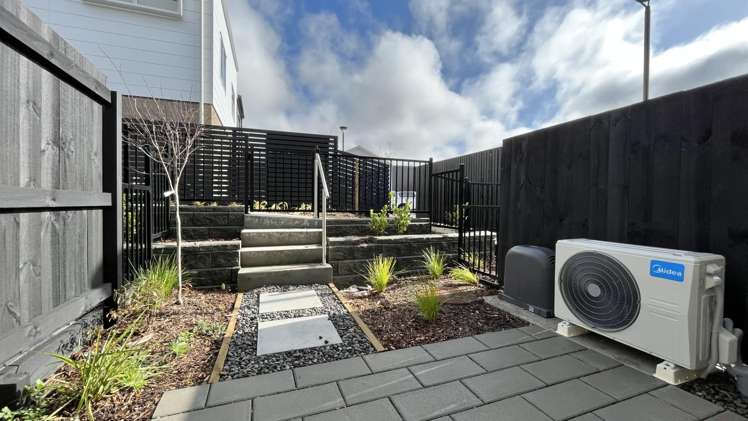 8 Hoopers Road 1665_7