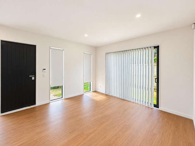 306 Bucklands Beach Road Bucklands Beach_1