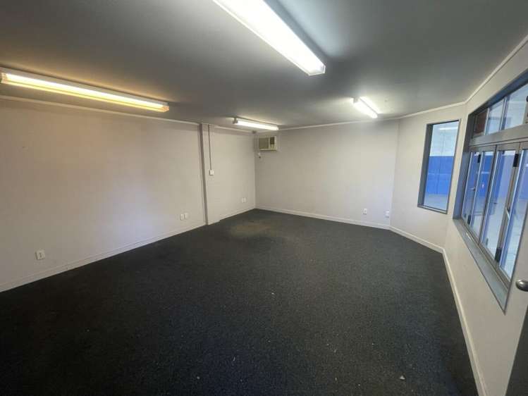 2/34 Hillside Road Wairau Valley_5